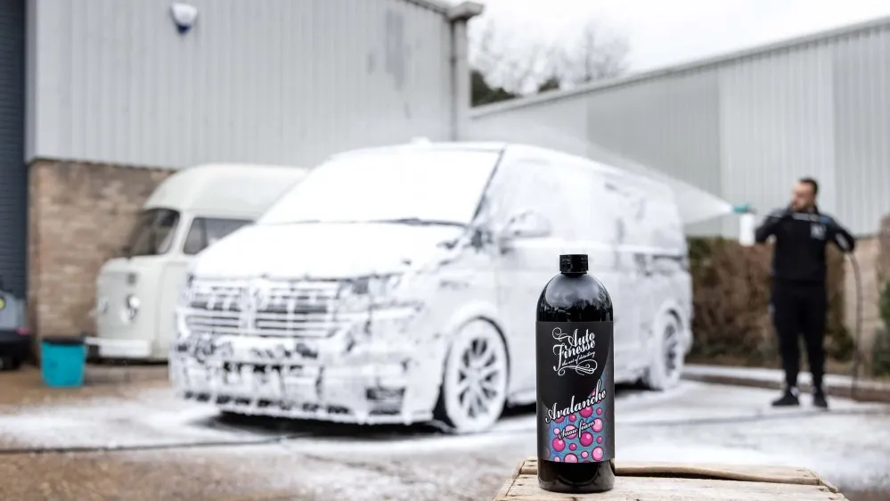 Aktivní pěna pro předmytí Auto Finesse Avalanche 1000 ml - limitovaná edice Bubblegum - foto 3