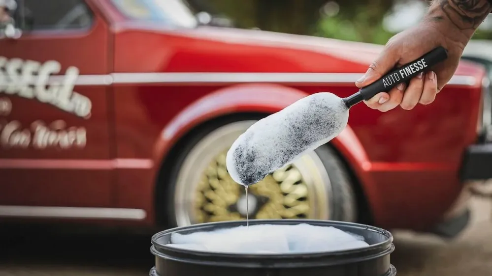 Kartáč na mytí kol z jehněčí vlny Auto Finesse - krátký - foto 2