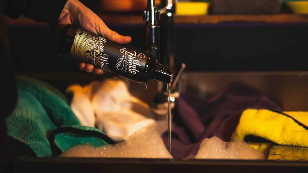 Koncentrovaný přípravek Micro Wash na praní mikrovláknových utěrek Auto Finesse 500 ml - foto 2