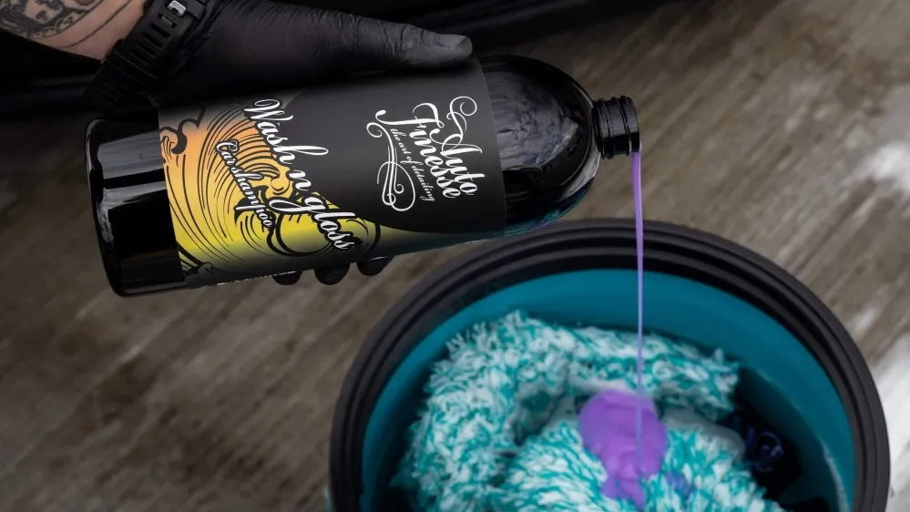 Keramický autošampon s SiO2 Auto Finesse Wash 'n' Gloss 1000 ml - foto 2