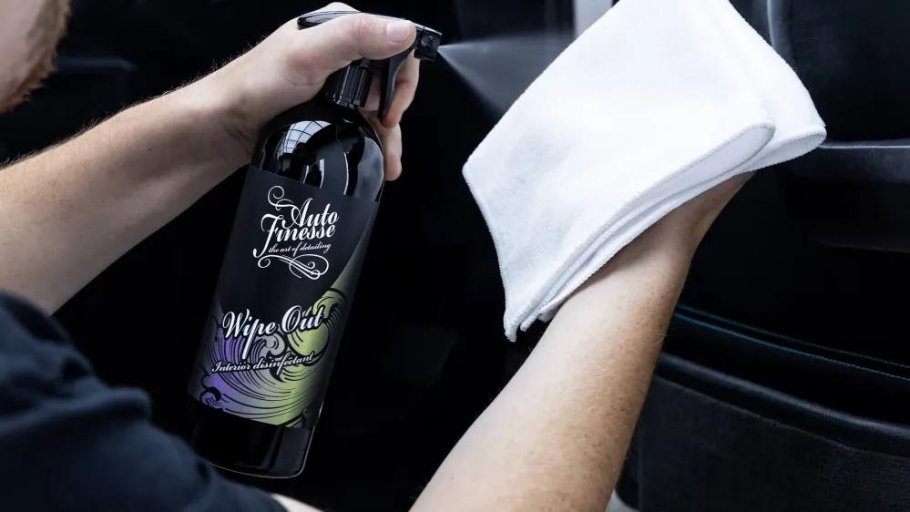 Dezinfekce interiéru Auto Finesse Wipe Out 1000 ml - foto 1