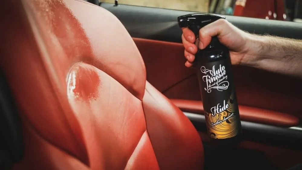 Čistič kůže Auto Finesse Hide 250 ml - foto 1