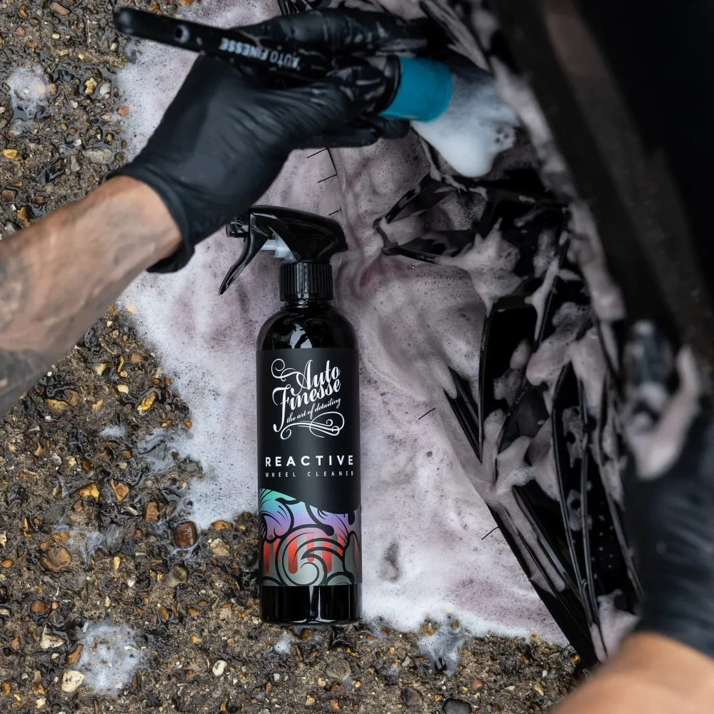 Reaktivní čistič kol s rozpouštěním brzdného prachu Auto Finesse Reactive 500 ml - foto 4